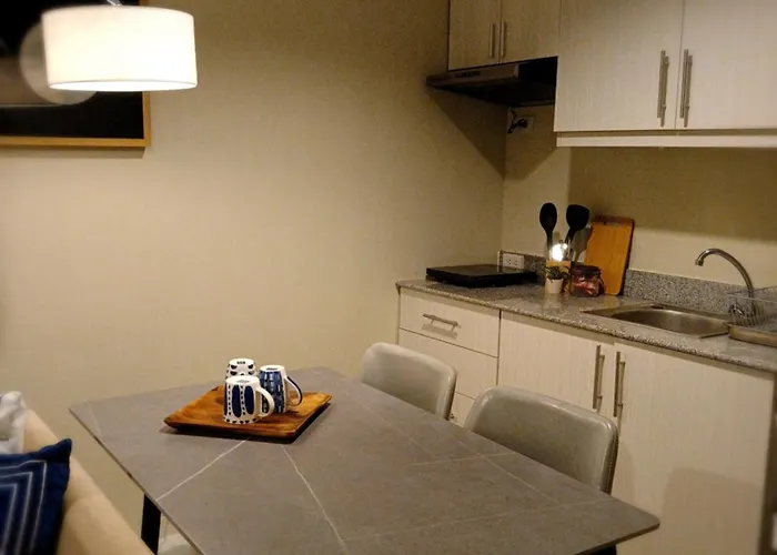 Cityscape Grand Tower - Lexis 2br, Across Ayala Mall, Near It Park Себу