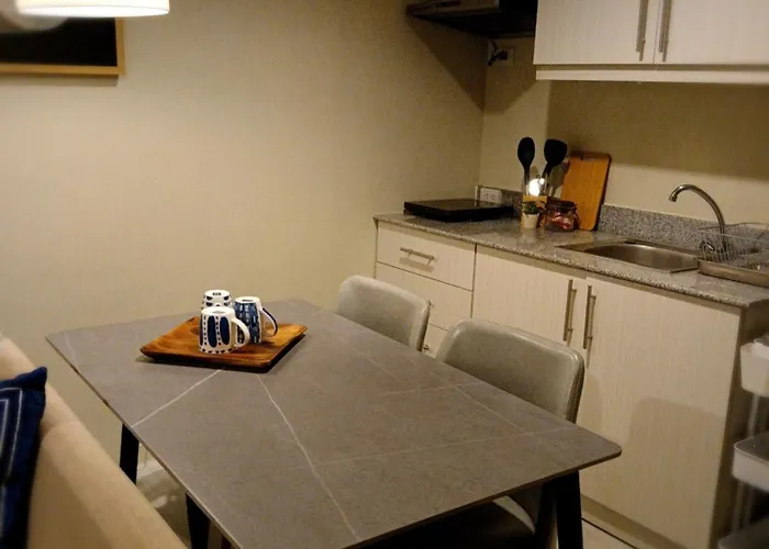 Cityscape Grand Tower - Lexis 2br, Across Ayala Mall, Near It Park Апартаменты