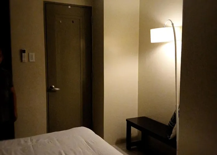 Cityscape Grand Tower - Lexis 2br, Across Ayala Mall, Near It Park Апартаменты